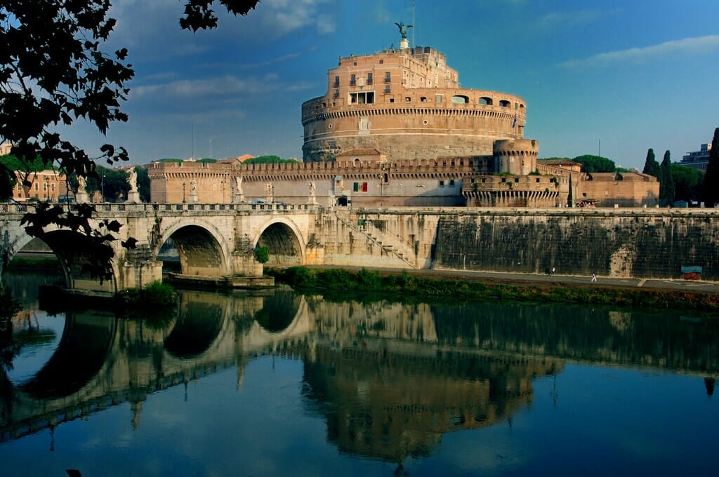chateau saint ange vue exterieure