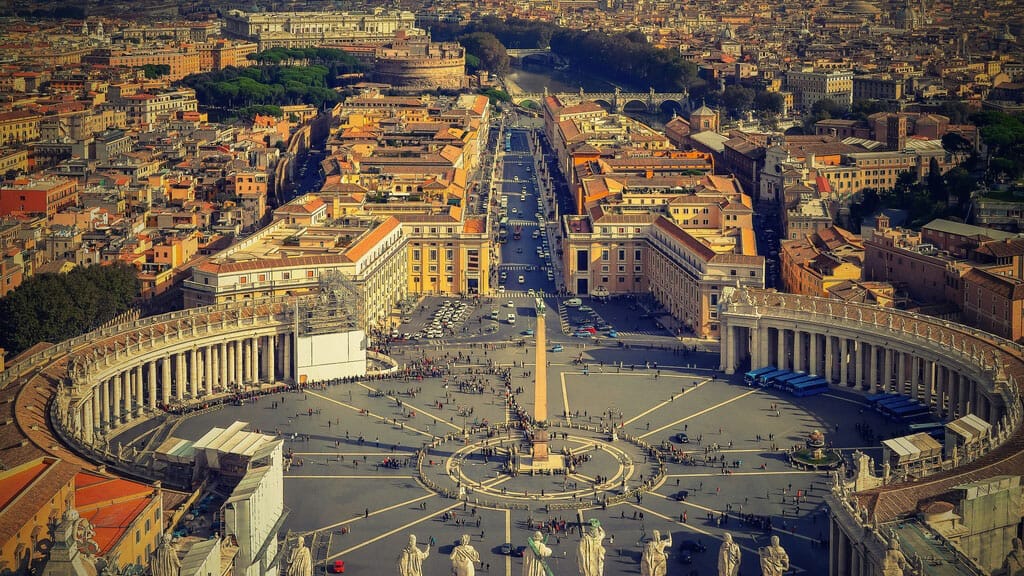 vue aerienne coupole basilique saint pierre vatican rome