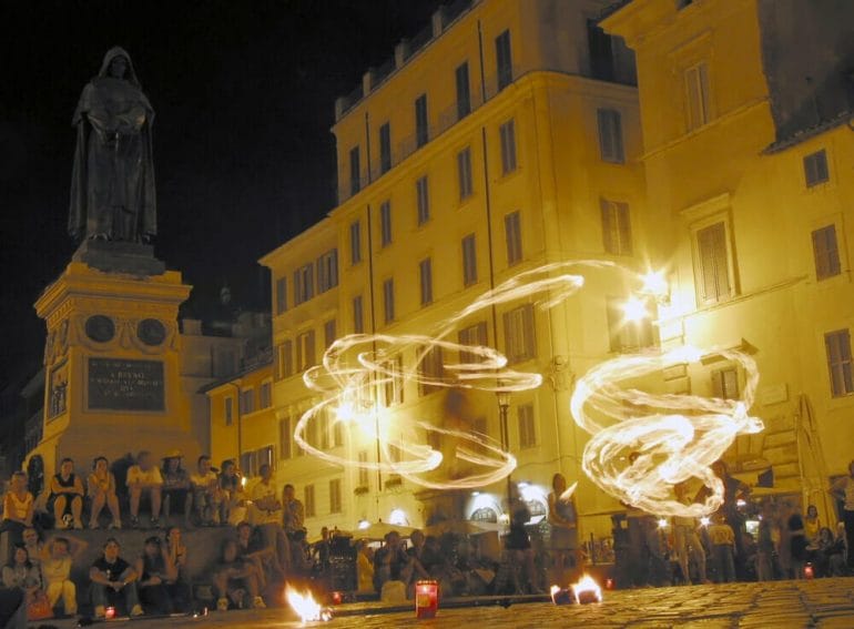campo dei fiori le soir rome