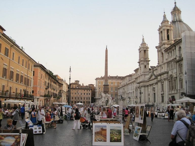 piazza navona rome artistes touristes