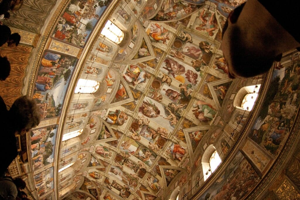 visiter la chapelle sixtine plafond peinture raphael