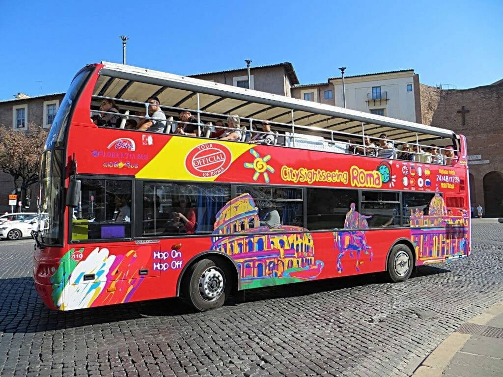 Bus hop on hop off centre historique de rome