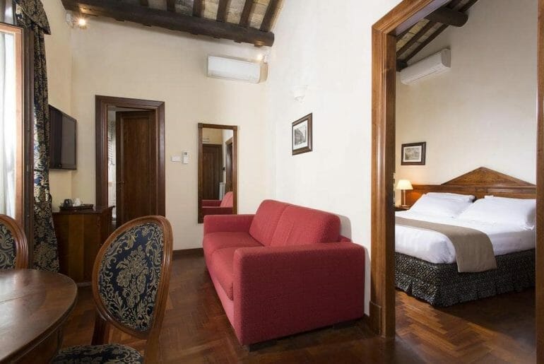 O Dormir Rome Mes Conseils Par Quartier Pour Se Loger   Hotel Teatro Pace Rome Min 770x515 