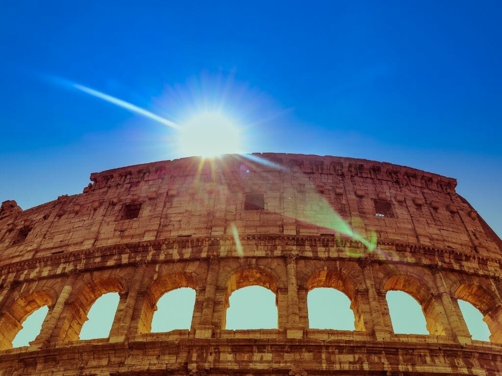 colisee Rome mois Juillet