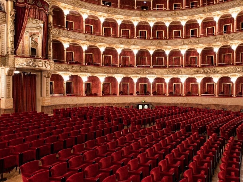Teatro Costanzi Opéra de Rome