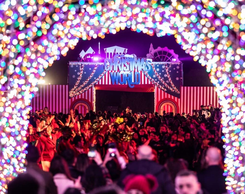 christmas world rome villa Borghese