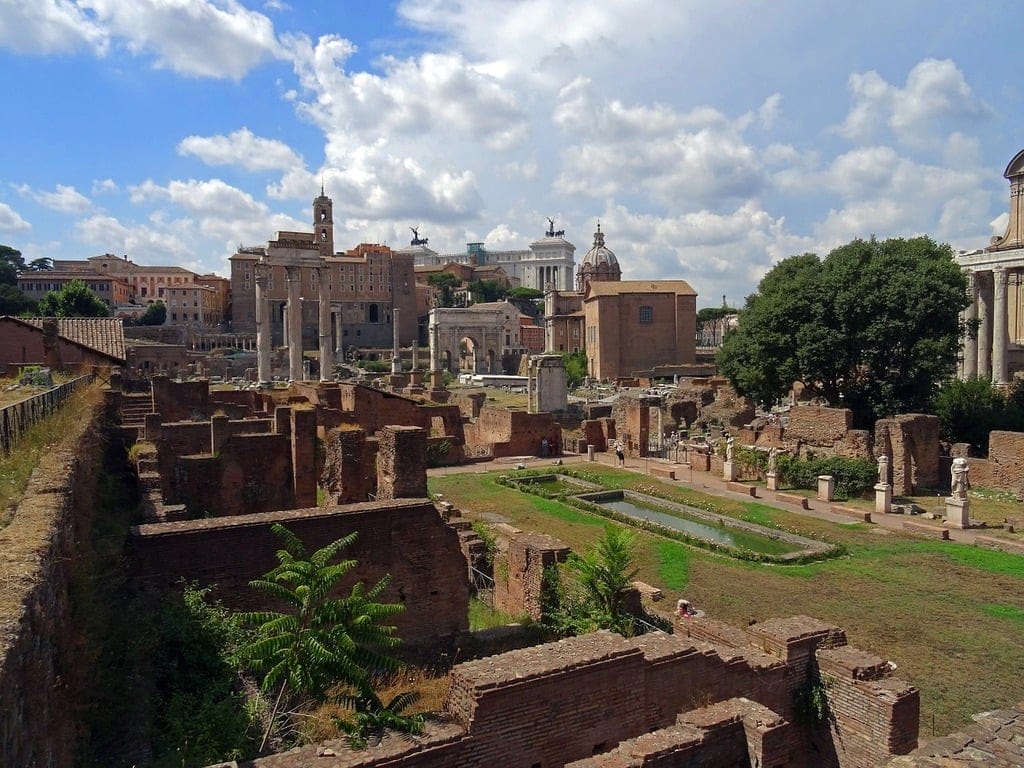 vue forum romain jour soleil