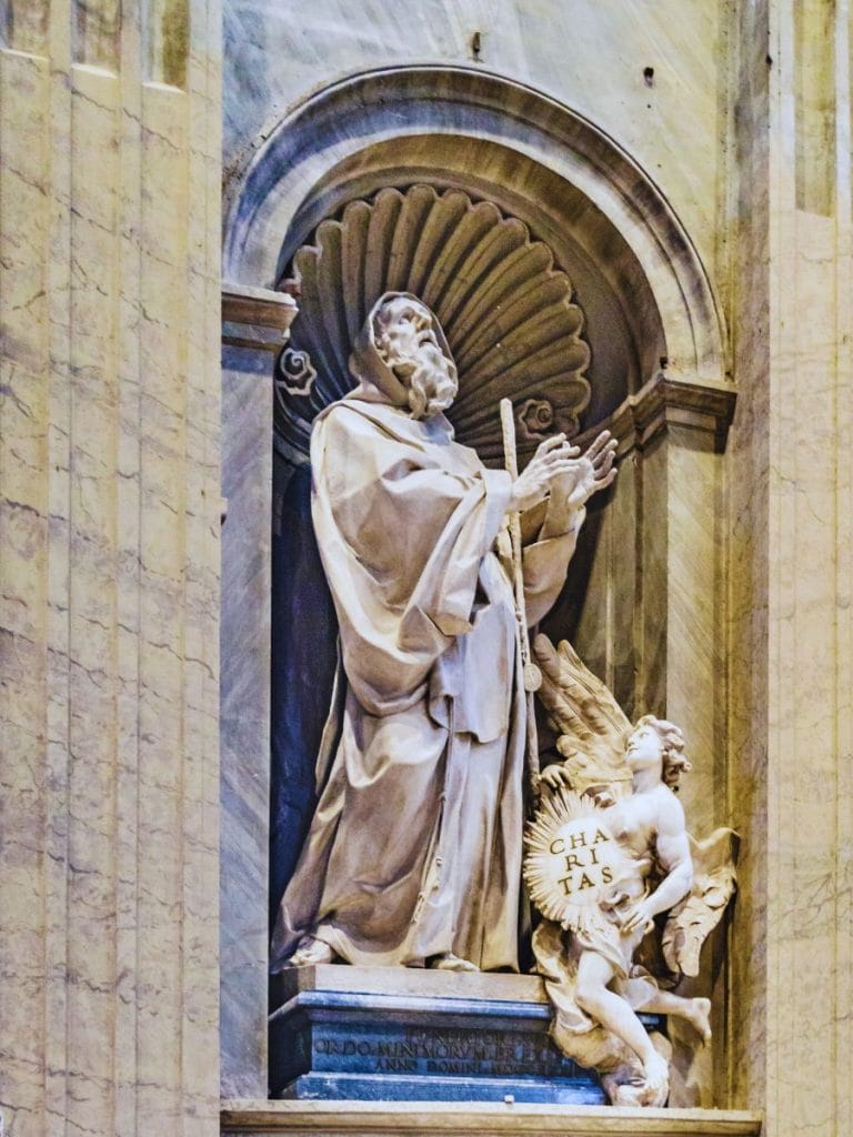 Jubile Rome statue vatican