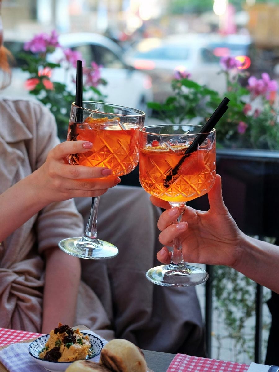 Conseils pratiques pour bien profiter de l’aperitivo à Rome