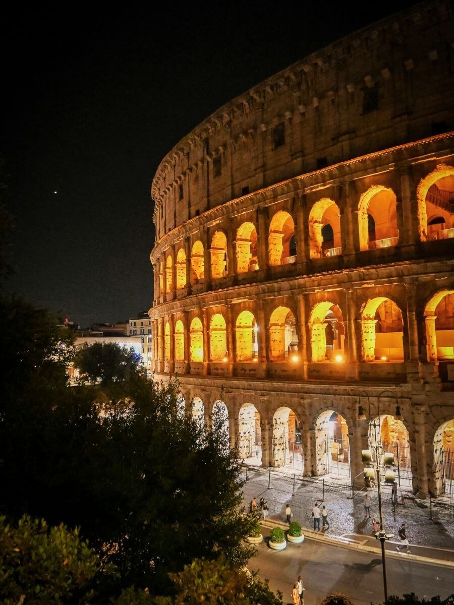 Billets et réservation : comment visiter le Colisée de nuit